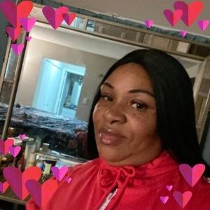 Meet your Posher, Deshone